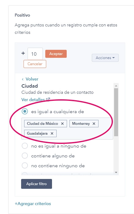 Captura de pantalla vista asignación de valores a propiedad para lead scoring en HubSpot