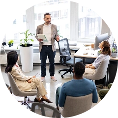 Capacitación en ventas y mercadeo realizada por un especialista